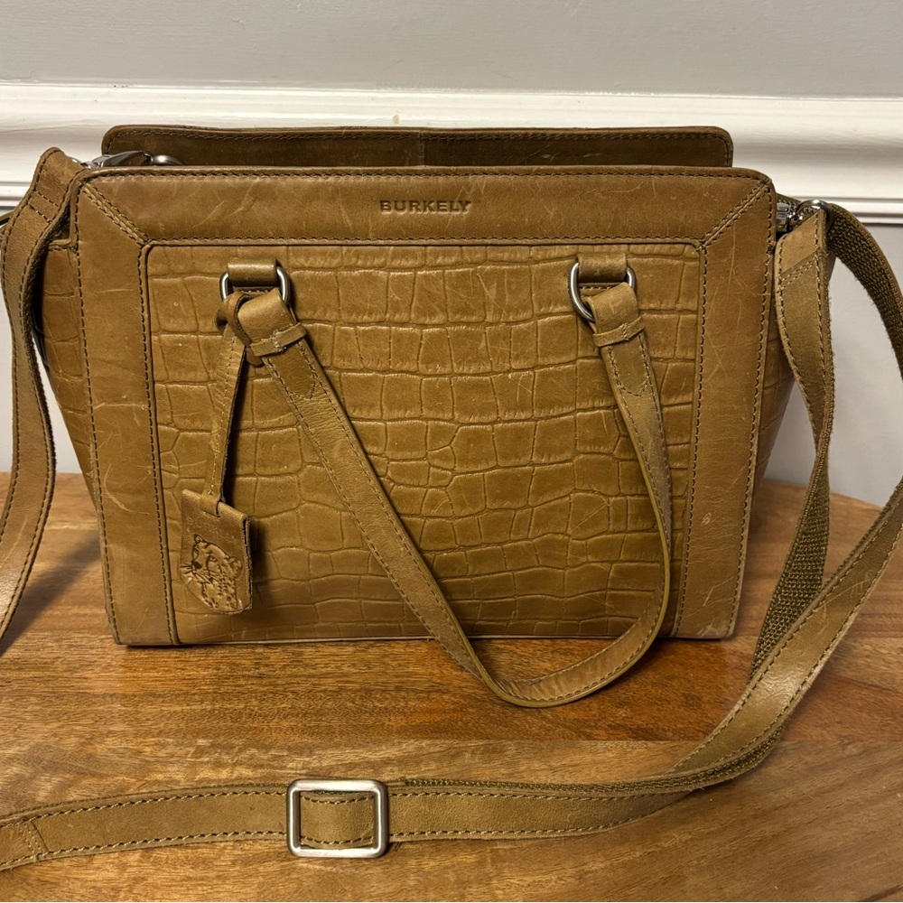Berkely Ivy Croc Embossed Leopard‎ Tag Olive Green Leather Bag Like New!!